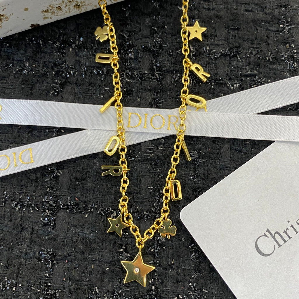 CD 26S DIOR LETTER CHARM STAR NECKLACE IN GOLD TONE METAL 631848