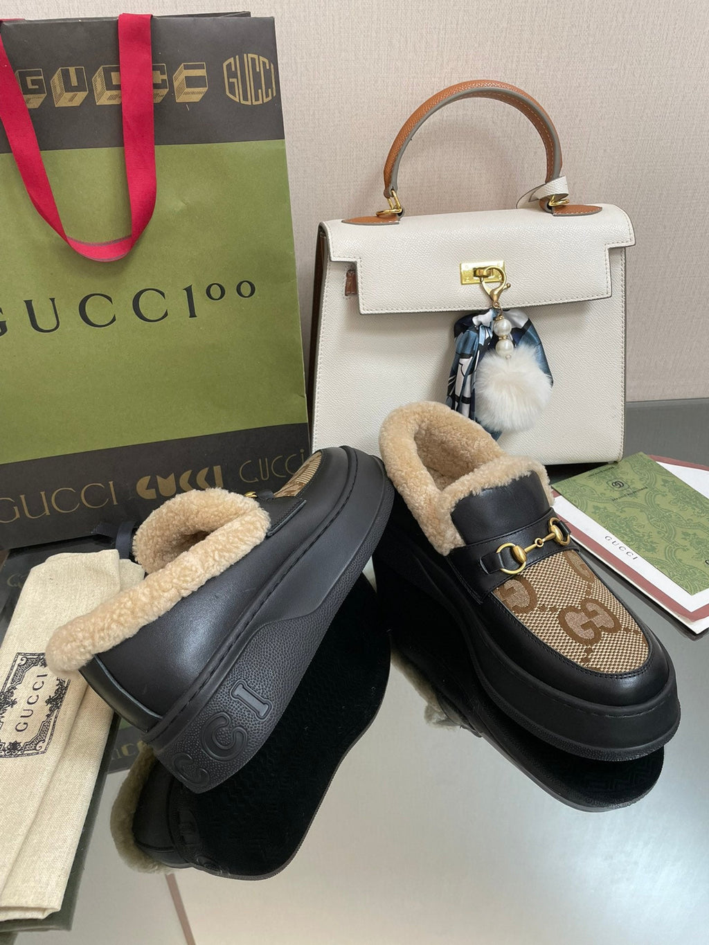 GG LOAFER IN PEANUT BROWN JACQUARD AND BLACK CALFSKIN WITH BEIGE WOOL LINING