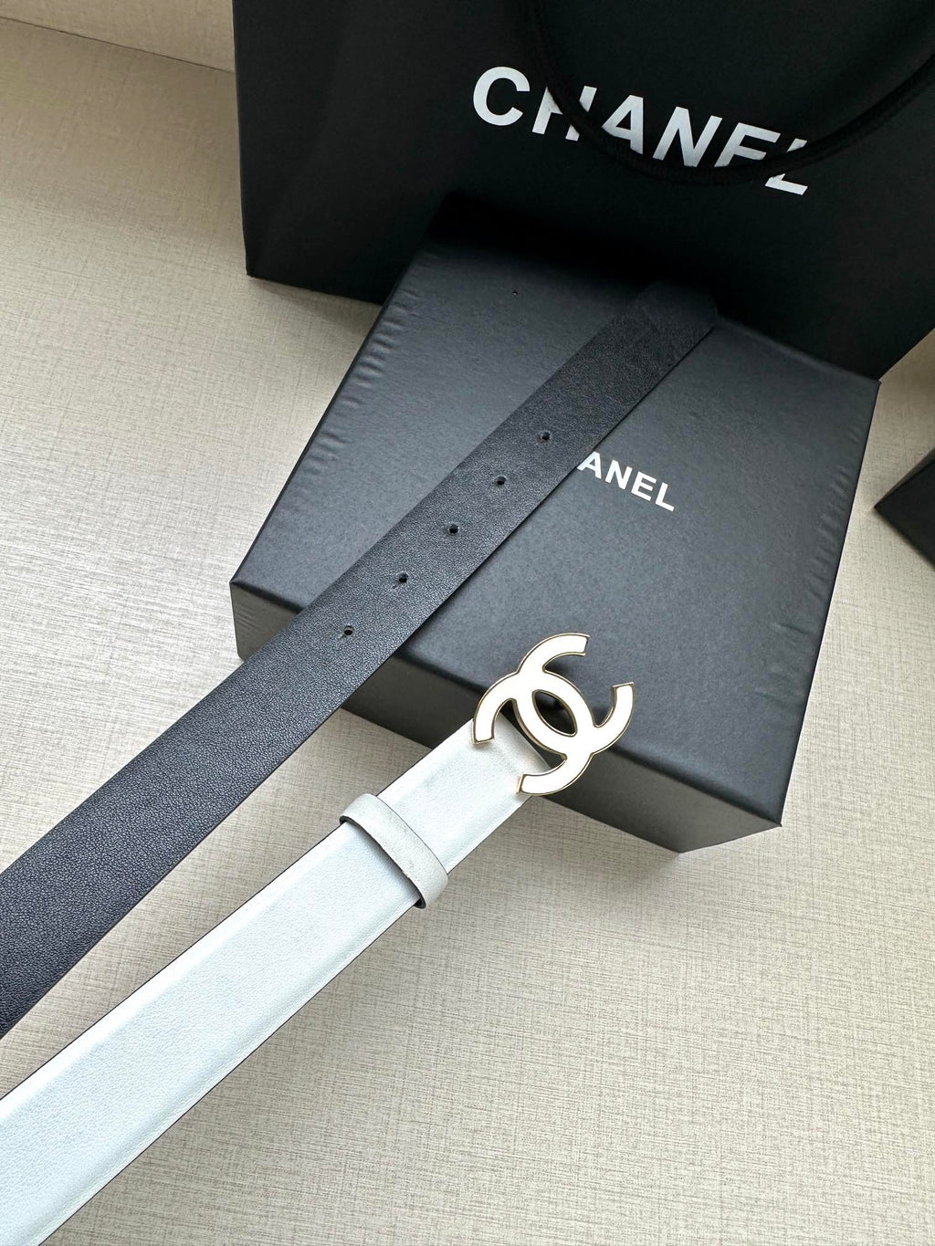 CC 30MM BELT IN FULL WHITE SMOOTH CALFSKIN METAL HARDWARE