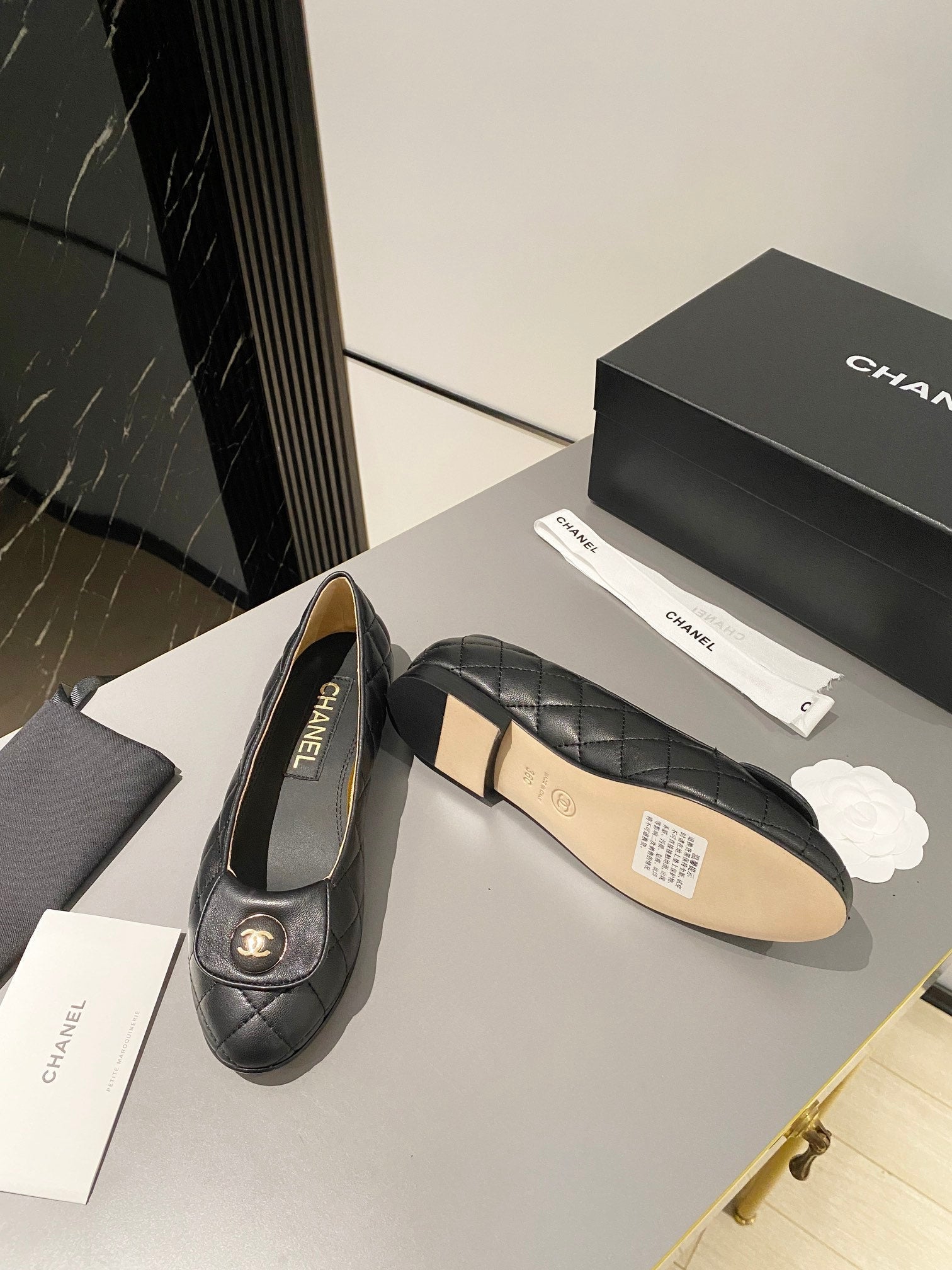 BALLET FLAT BLACK LAMBSKIN