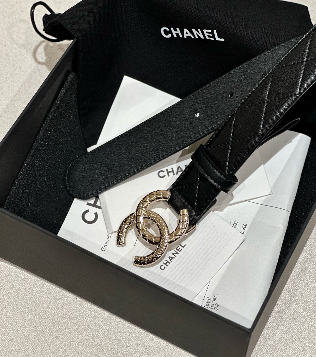 DOUBLE C BELT 30MM IN BLACK CALFSKIN EMBOSSED LOGO GOLD BUCKLE
