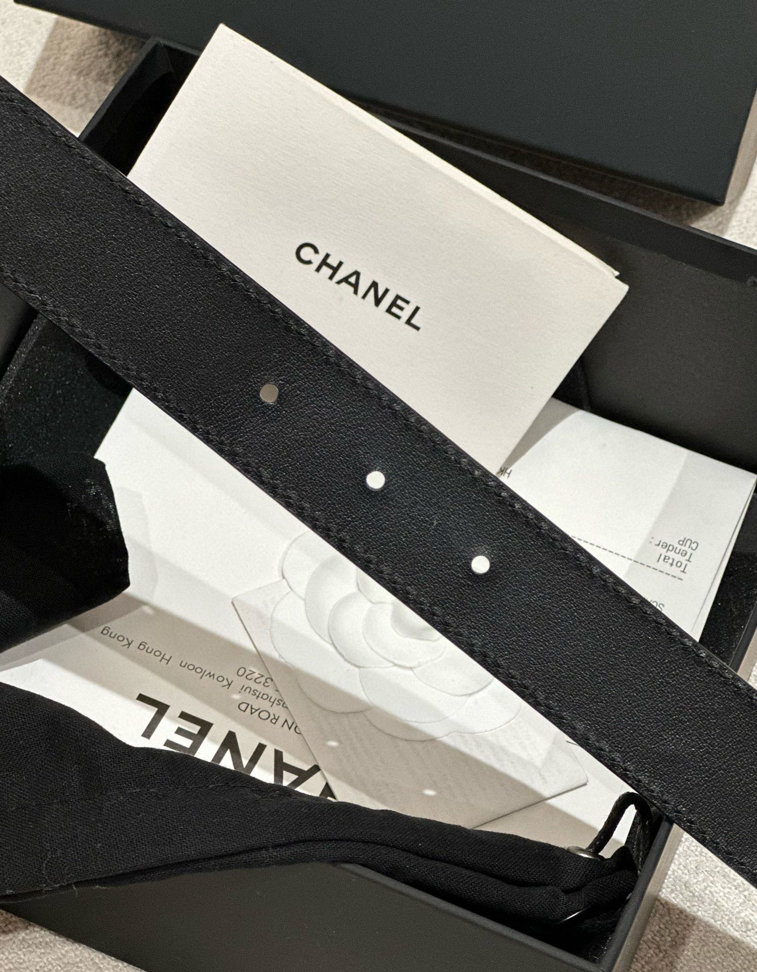 DOUBLE C BELT 30MM IN BLACK CALFSKIN GOLD BUCKLE WITH EMBOSSED CHECK PATTERN