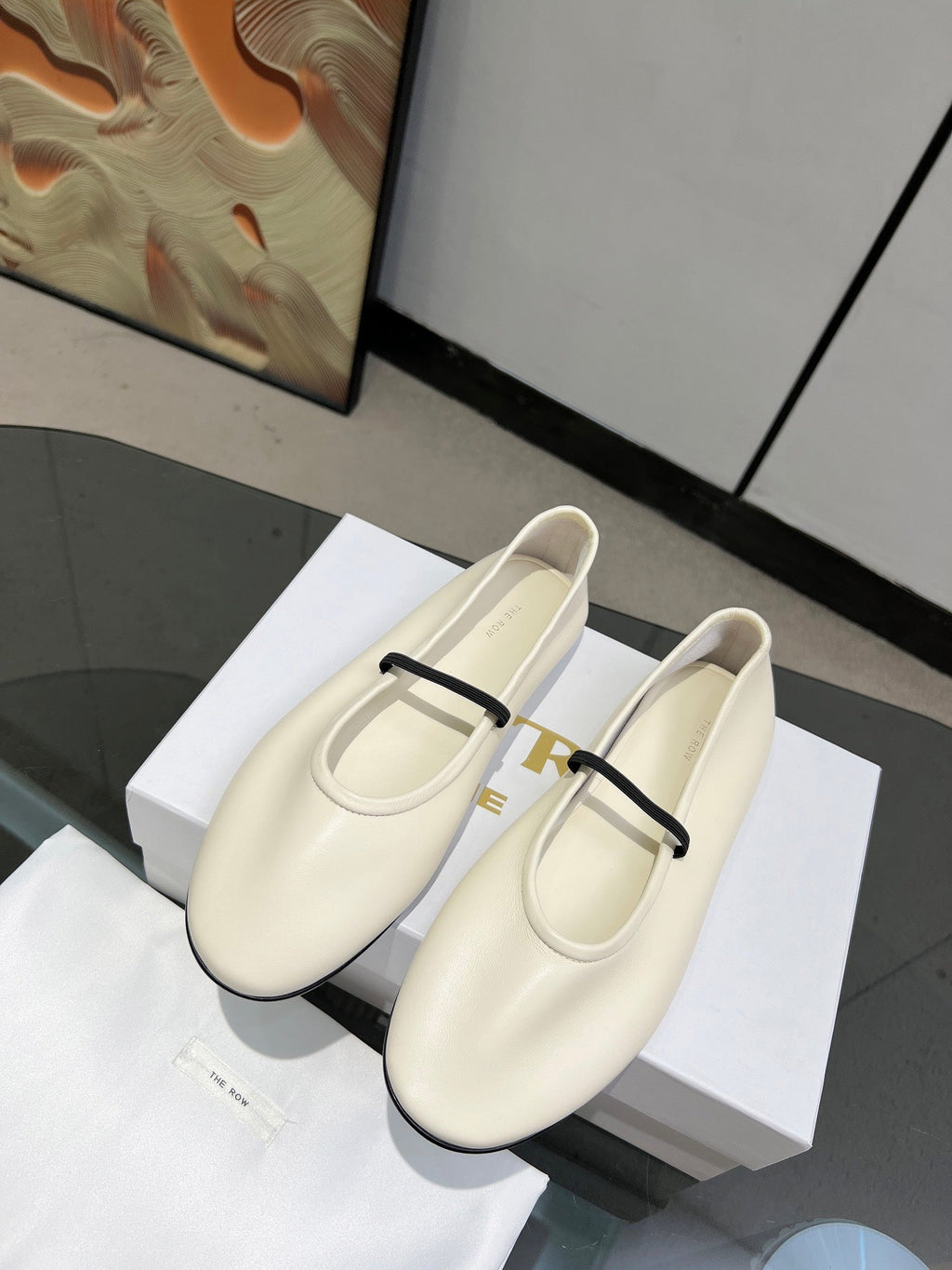 THE ROW 26S BALLET FLATS IN IVORY WHITE CALFSKIN