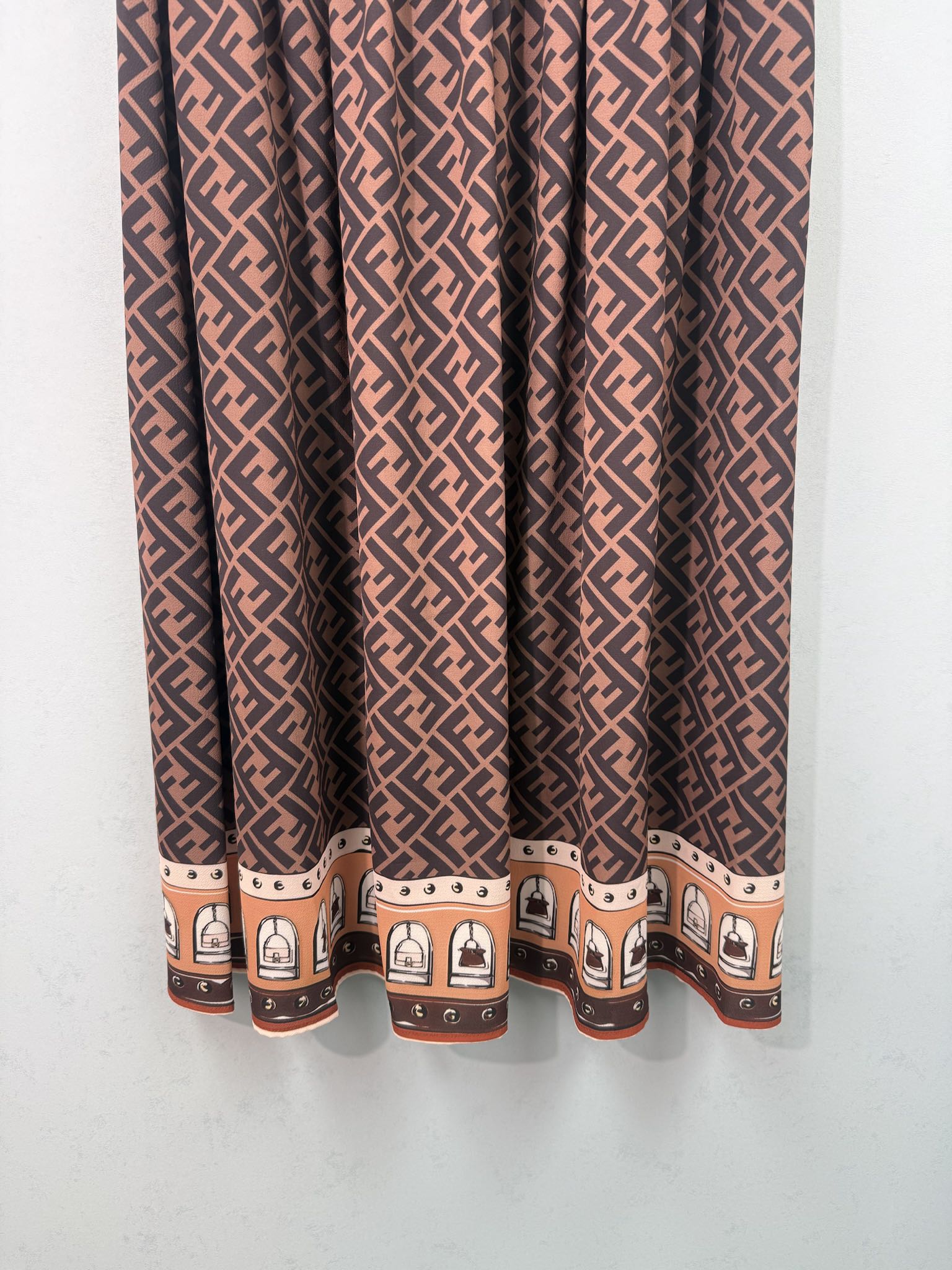 FENDI 26S MIDI SKIRT 019