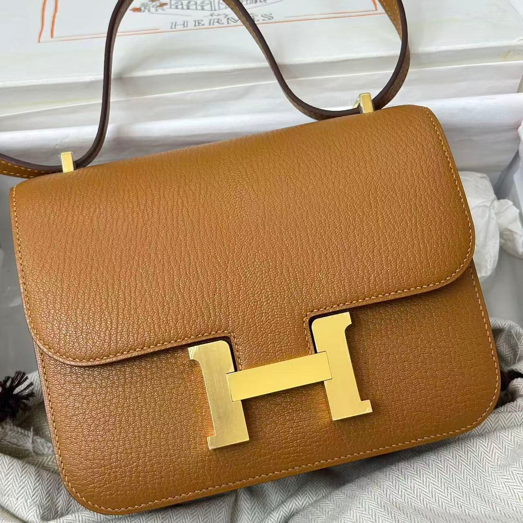 CONSTANCE 19CM IN GOLDEN BROWN EPSOM GOLD HARDWARE