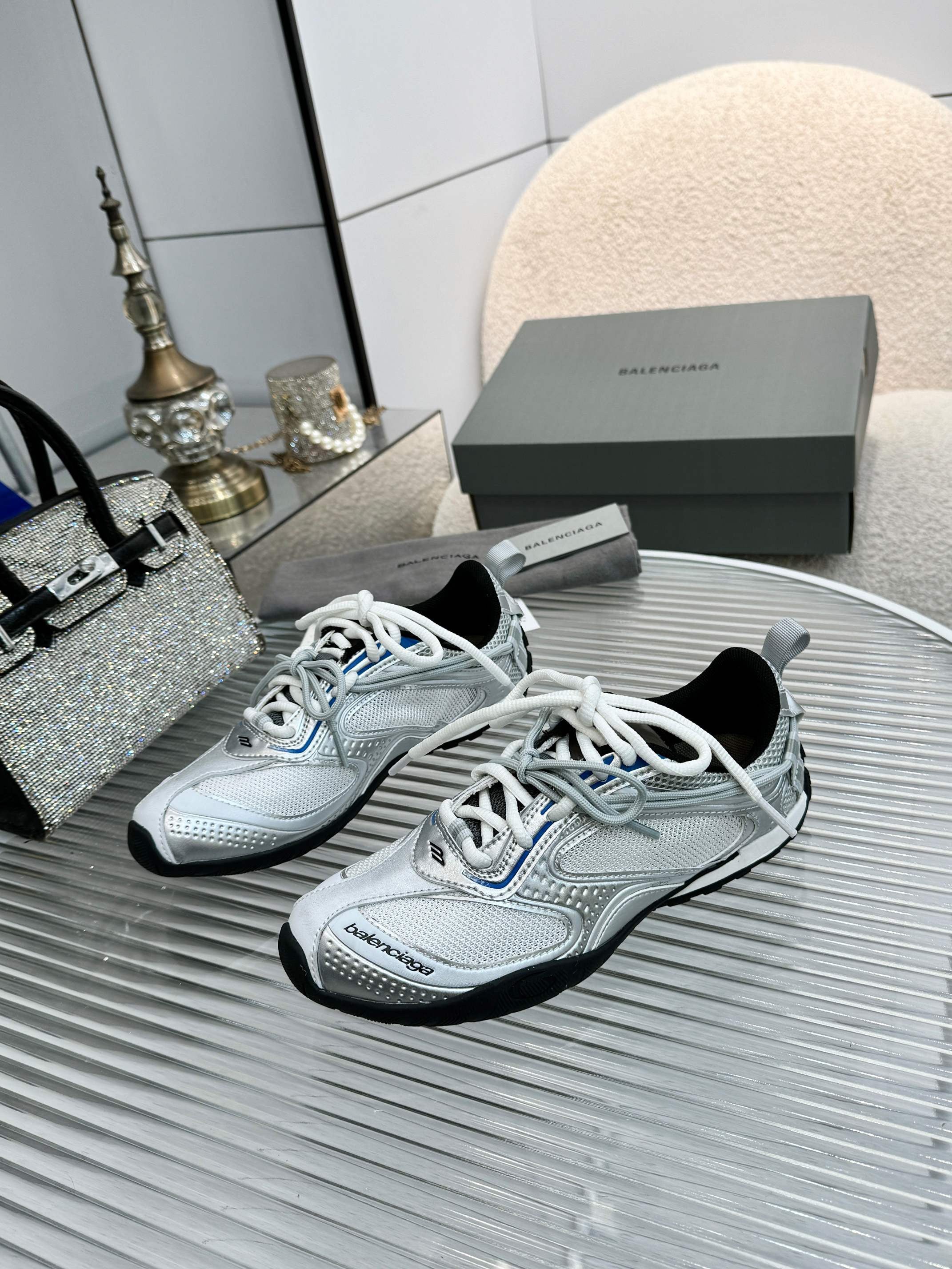 BALENCIAGA 26S RADAR GRADIENT LINES SNEAKER IN SILVER MELATIC