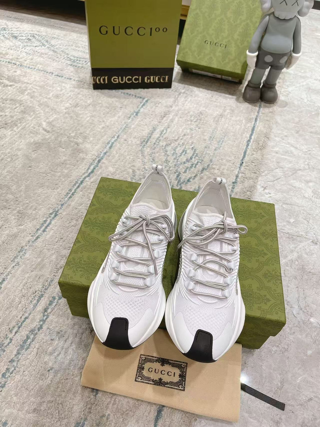 26S KNIT RUNNER SNEAKERS IN WHITE TECHNICAL MESH