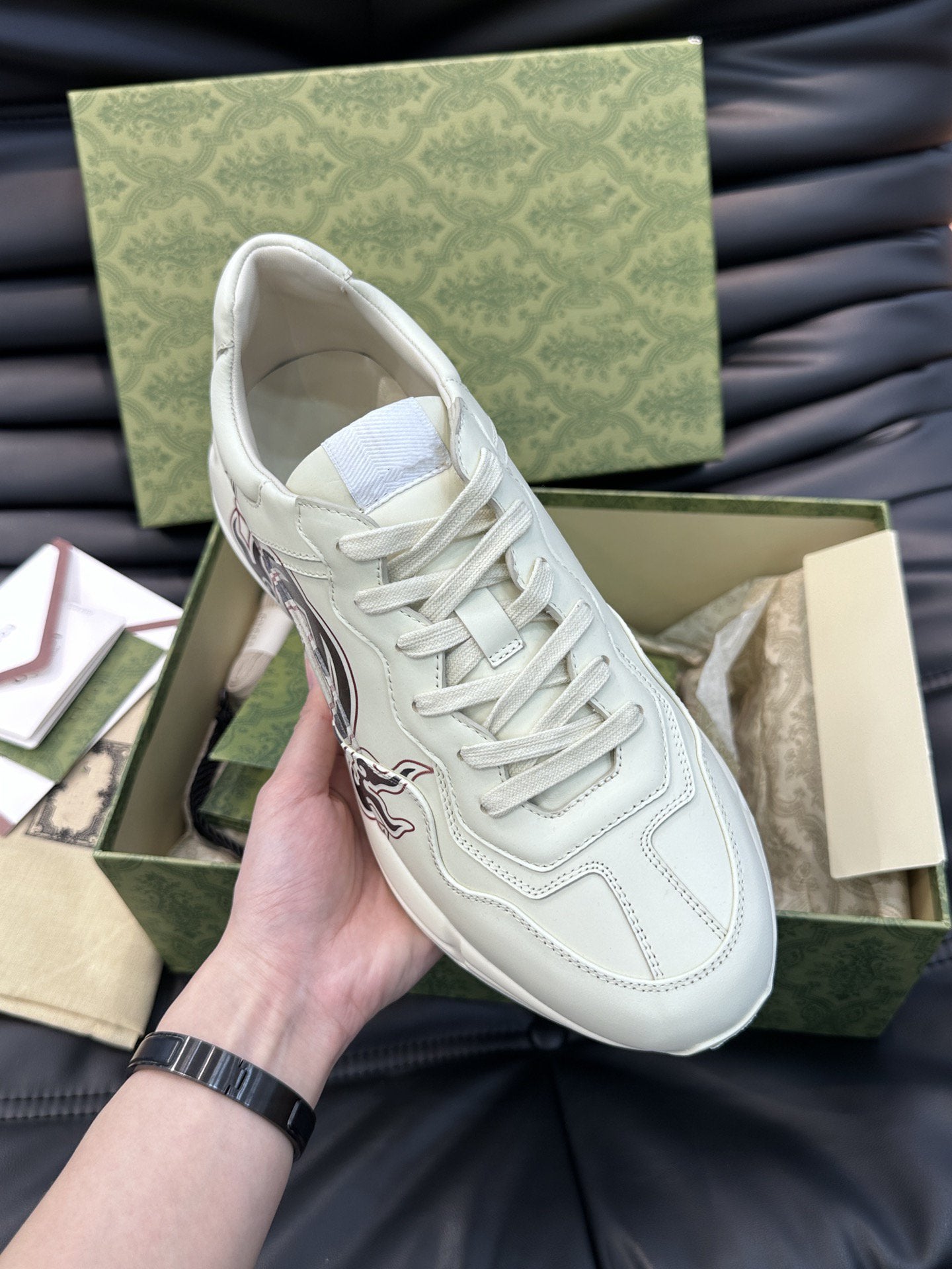 GG RHYTON LEATHER SNEAKERS WITH BLACK LOGO