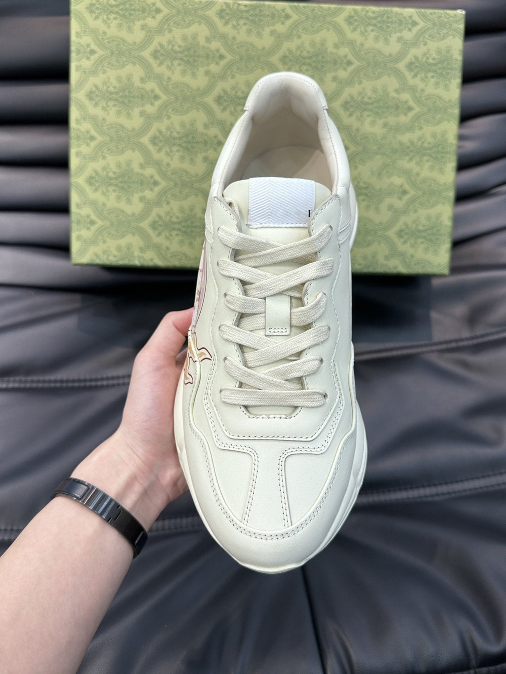GG RHYTON LEATHER SNEAKERS WITH PINK LOGO