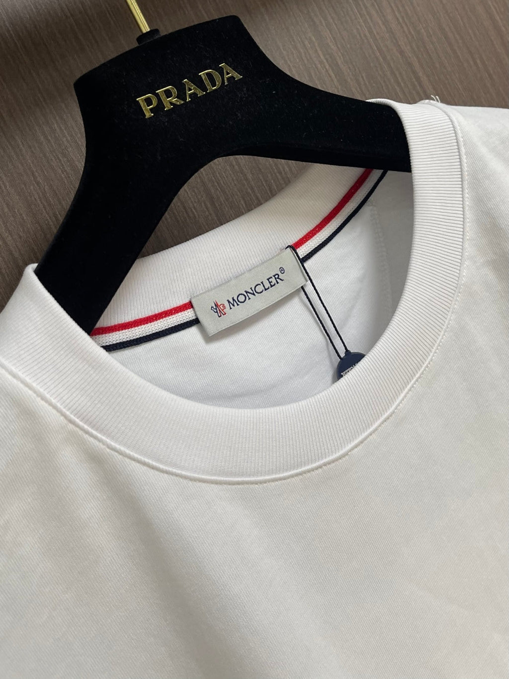 MONCLER 26S SHORT-SLEEVE T-SHIRT 668