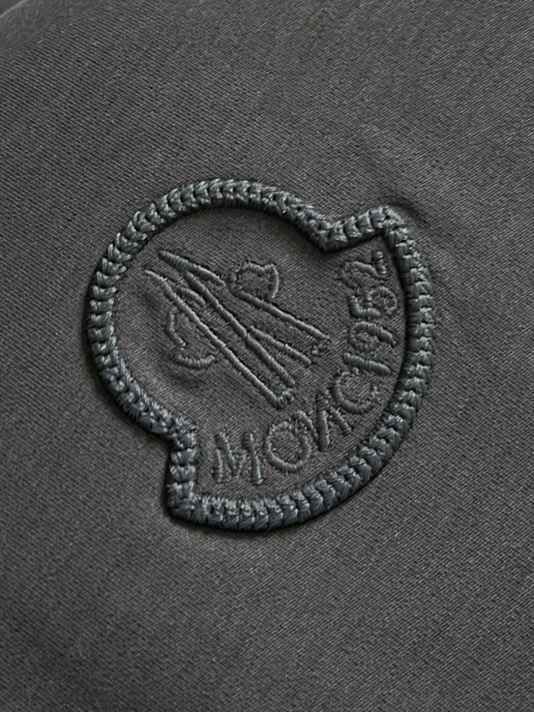 MONCLER 26S SHORT-SLEEVE T-SHIRT 669
