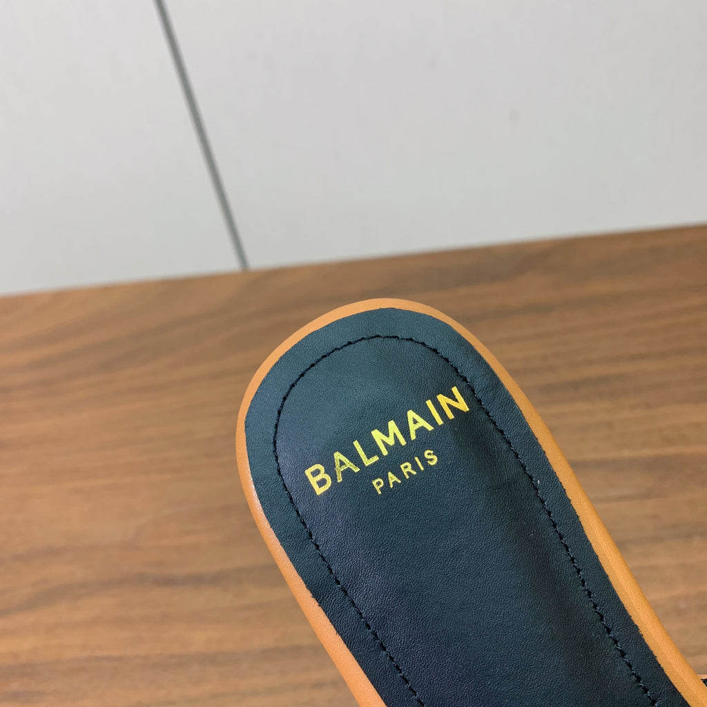 BALMAIN 26S FLAT SANDALS IN LIGHT BROWN CALFSKIN AND MESH