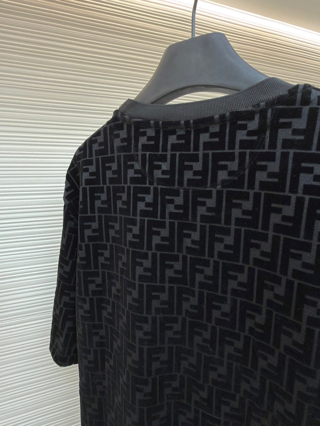 FENDI 26S SHORT SLEEVE T-SHIRT 220