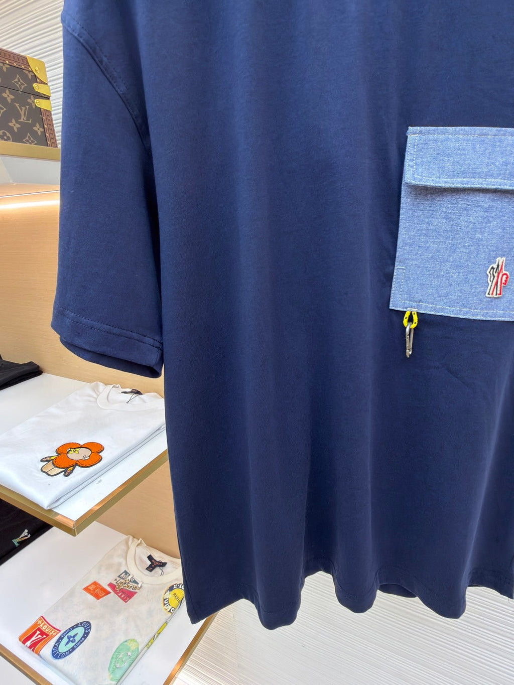 MONCLER 26S SHORT-SLEEVE T-SHIRT 698