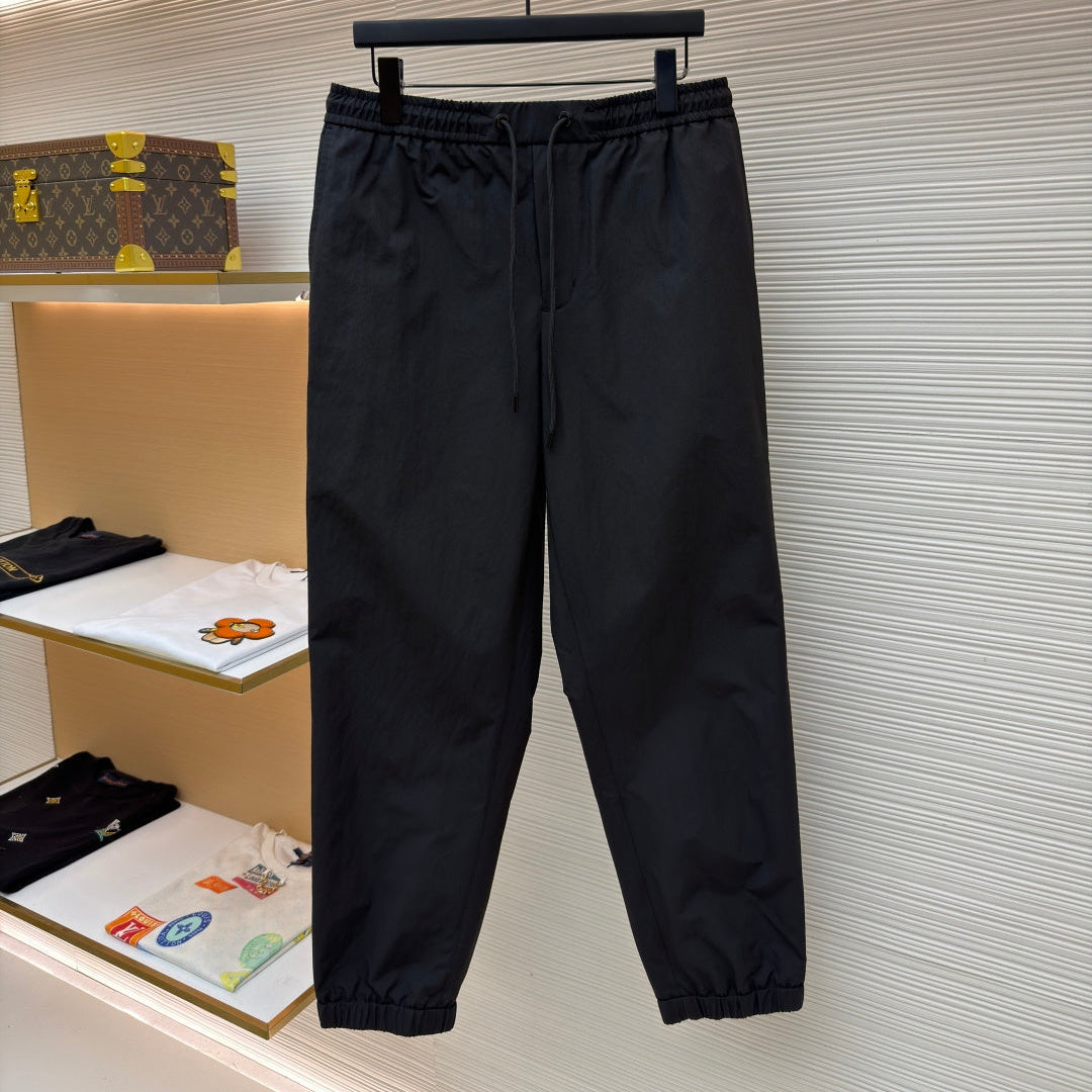 MONCLER 26S JOGGER PANTS 586