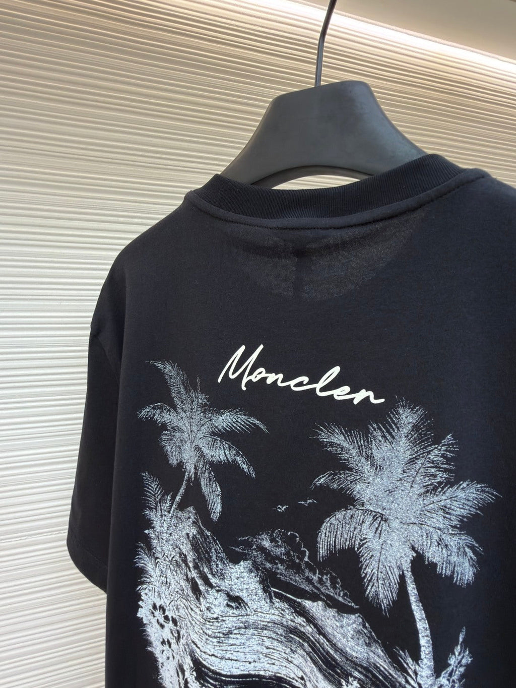 MONCLER 26S SHORT-SLEEVE T-SHIRT 685