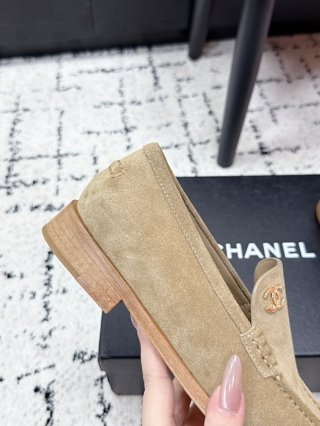CHANEL 26S LOAFERS IN BEIGE SUEDE WITH CC LOGO