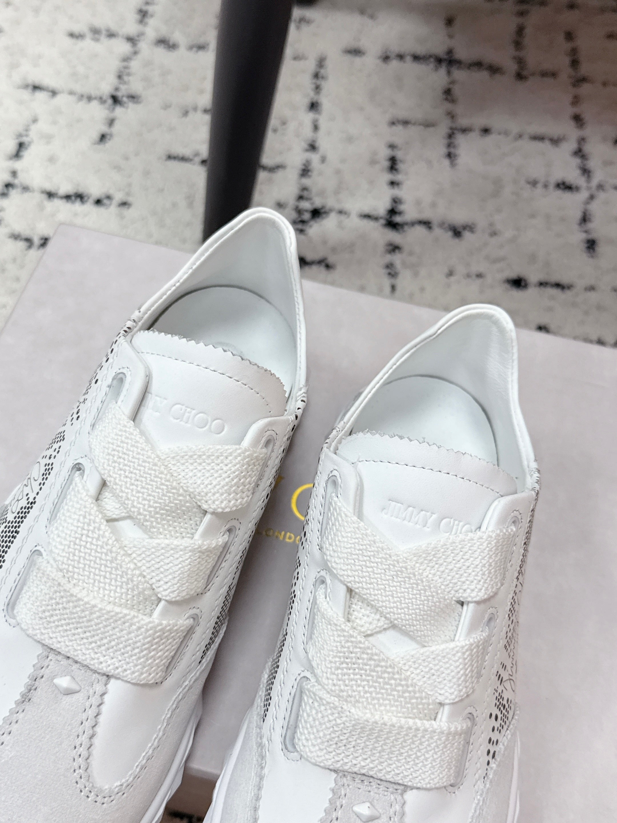 JIMMY CHOO 26S SNEAKERS IN WHITE SUEDE