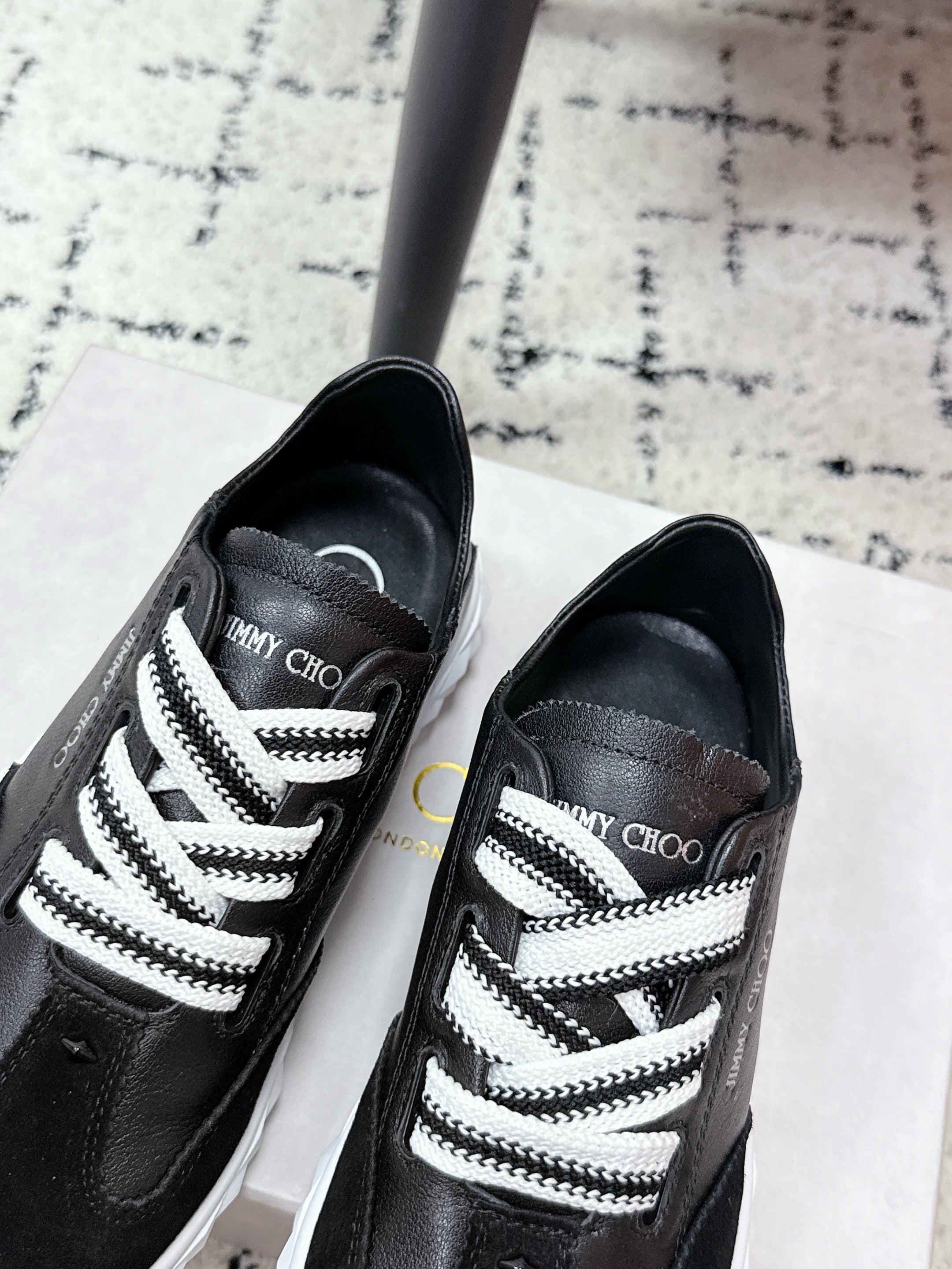 JIMMY CHOO 26S SNEAKERS IN BLACK CALFSKIN AND SUEDE