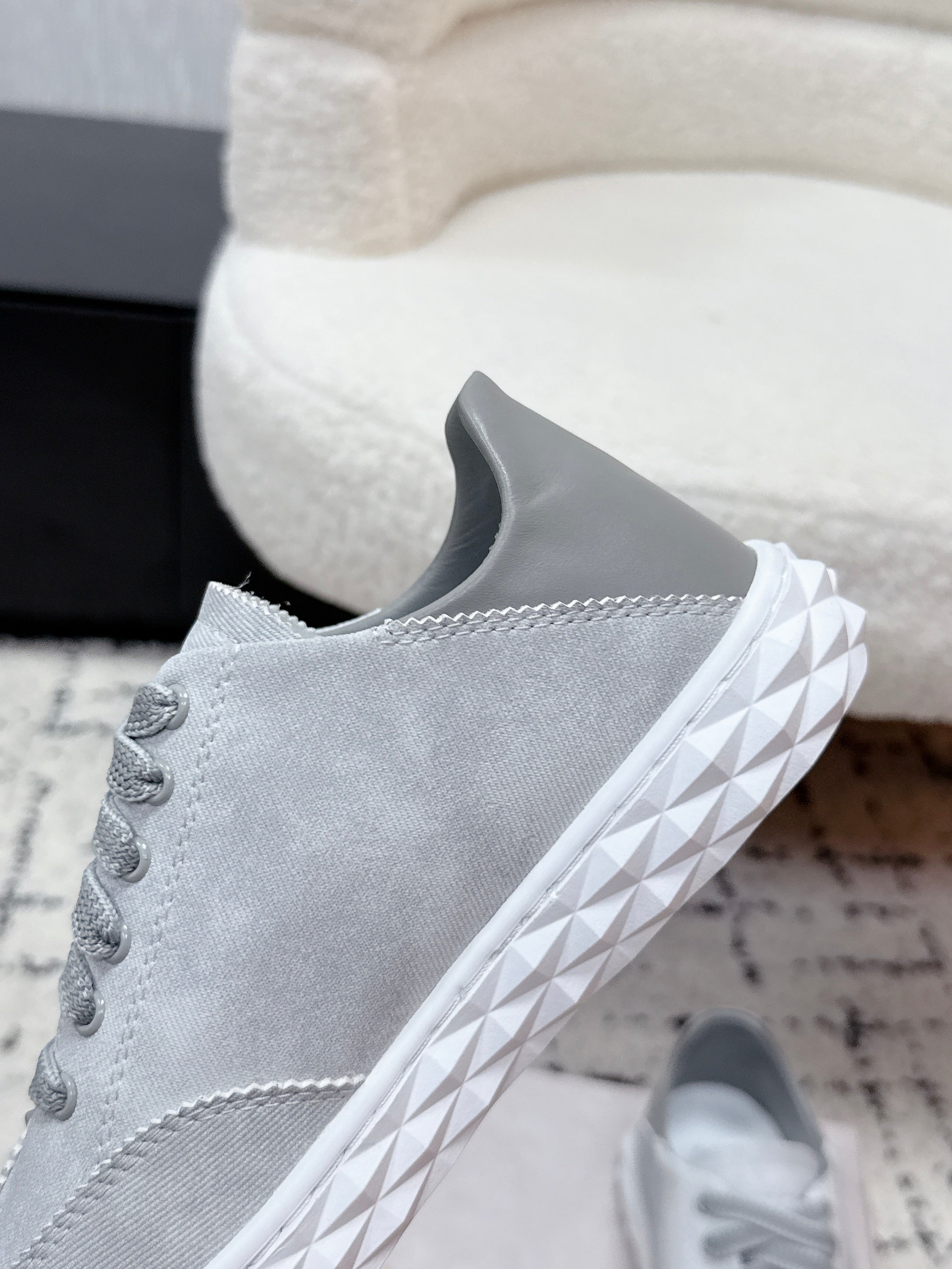 JIMMY CHOO 26S SNEAKERS IN GREY SUEDE
