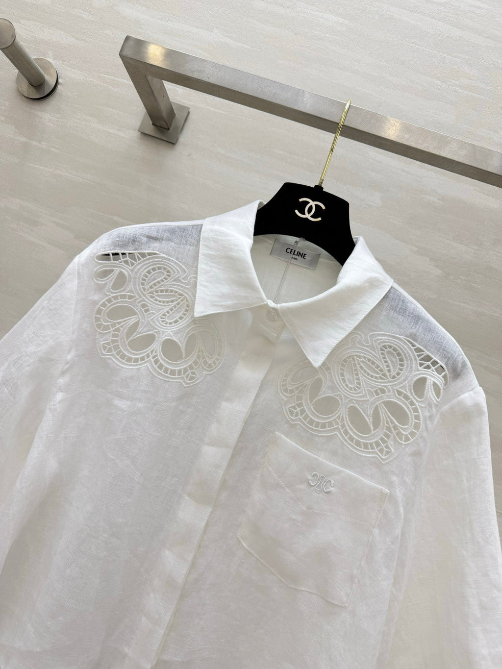 CELINE 26S WHITE SHORT-SLEEVE SHIRT 414