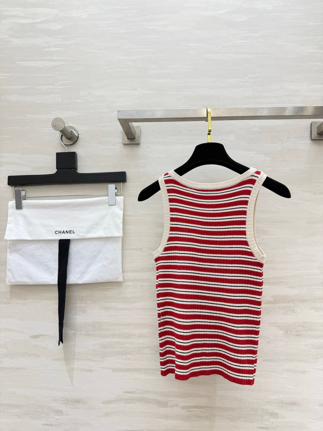 CHANEL 26S STRIPED SLEEVELESS KNIT TOP 1439