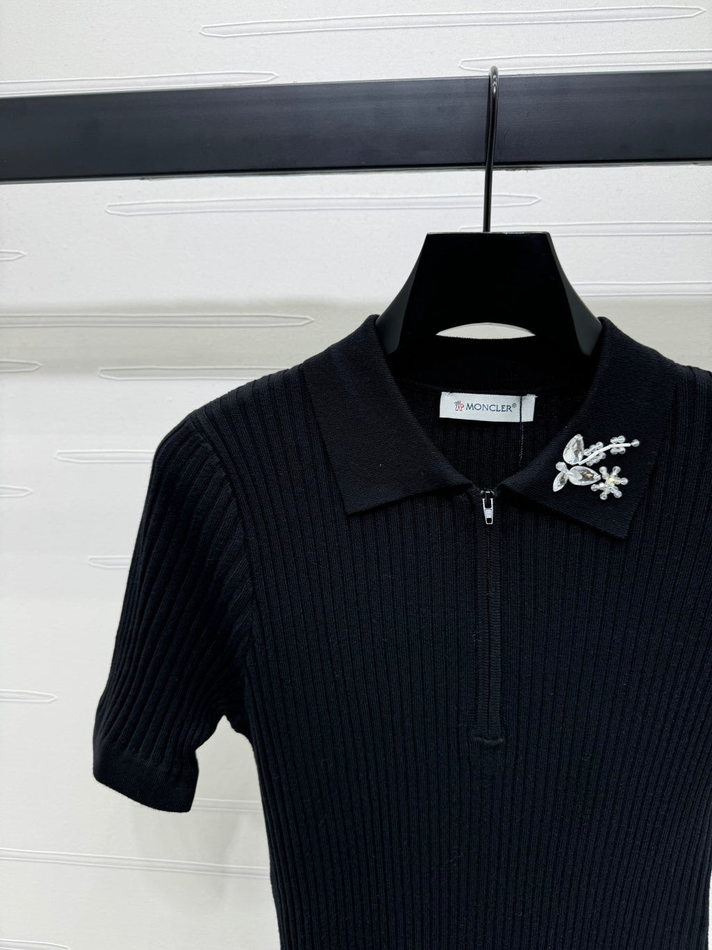 MONCLER 25S SHORT-SLEEVE KNIT TOP 255893
