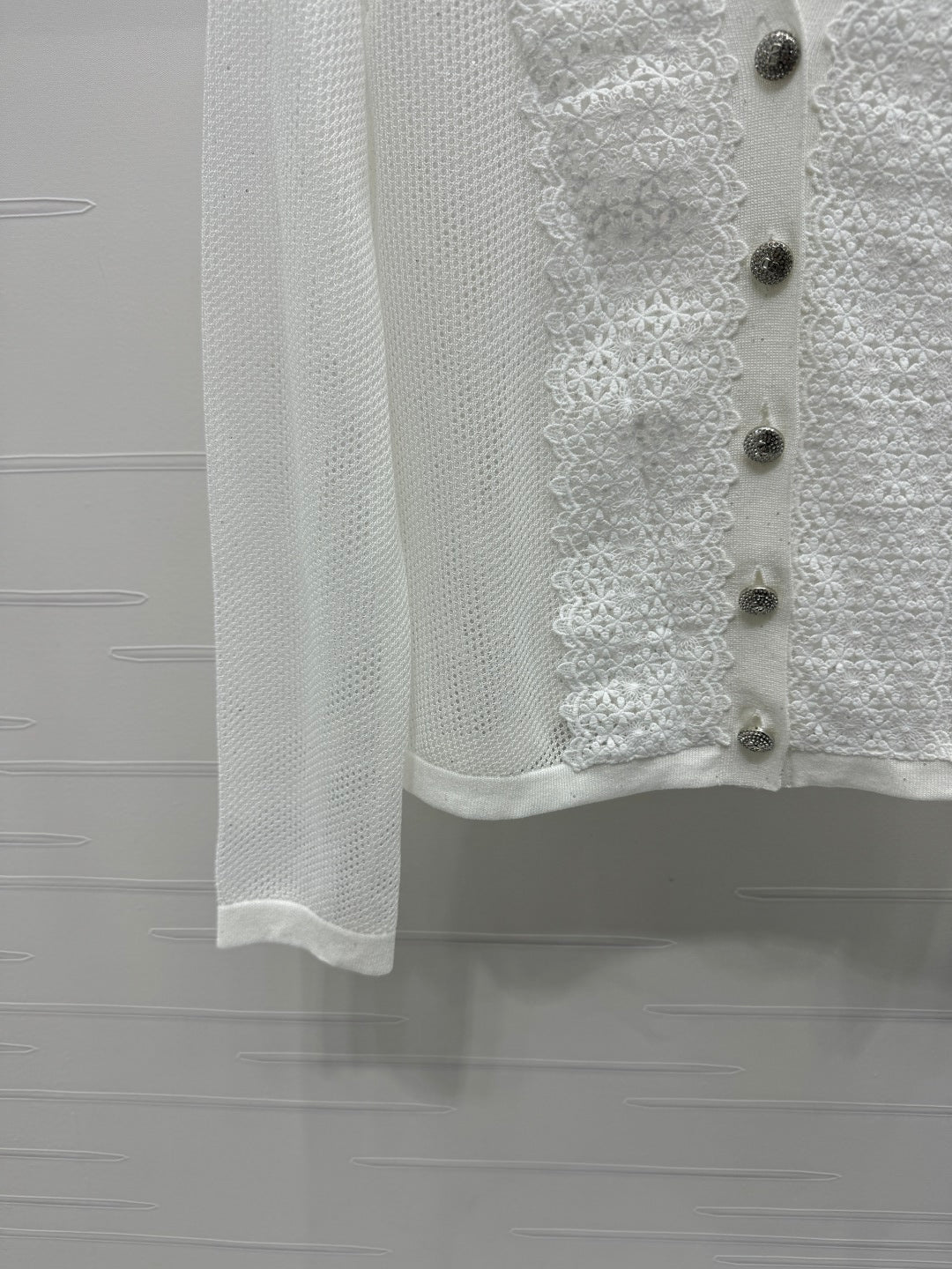 VALENTINO LONG-SLEEVE KNIT CARDIGAN 274971