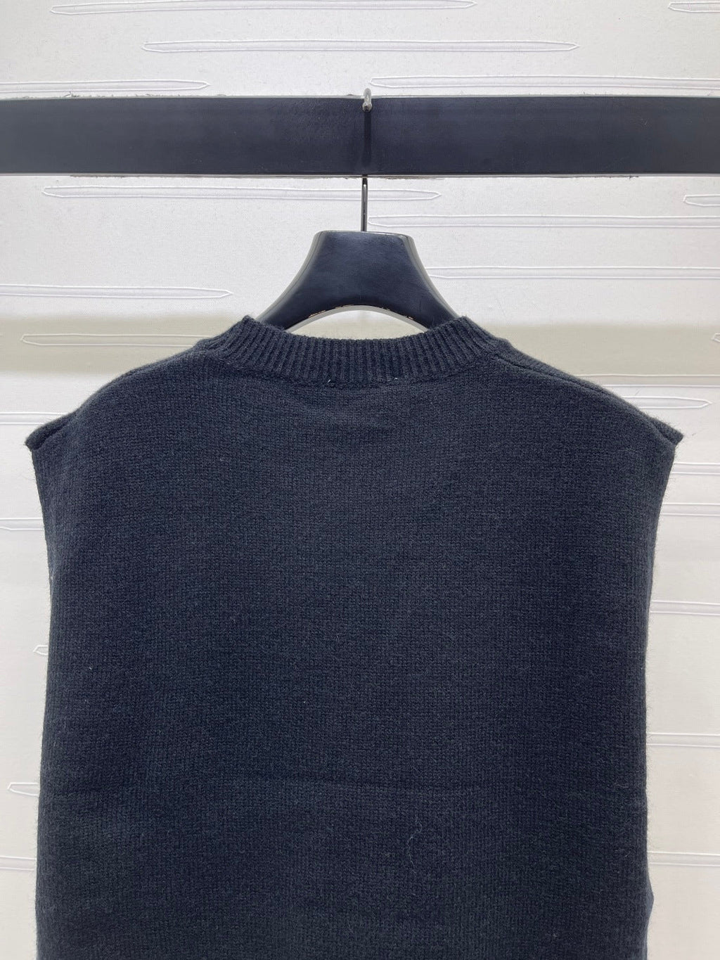 CHANEL 26S CONTRAST KNIT VEST 1324