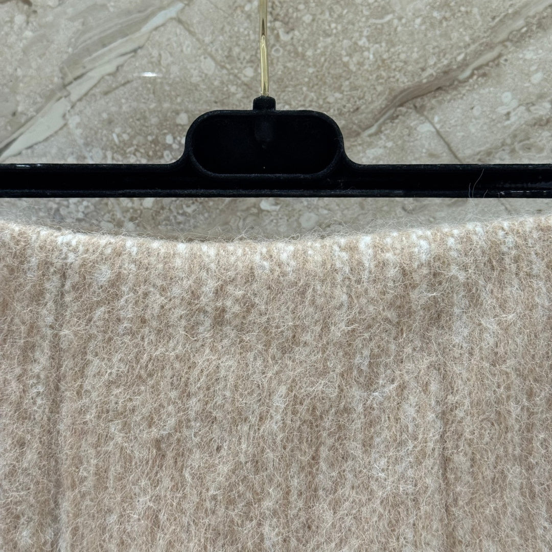 CHANEL 25S KNIT MIDI SKIRT 530
