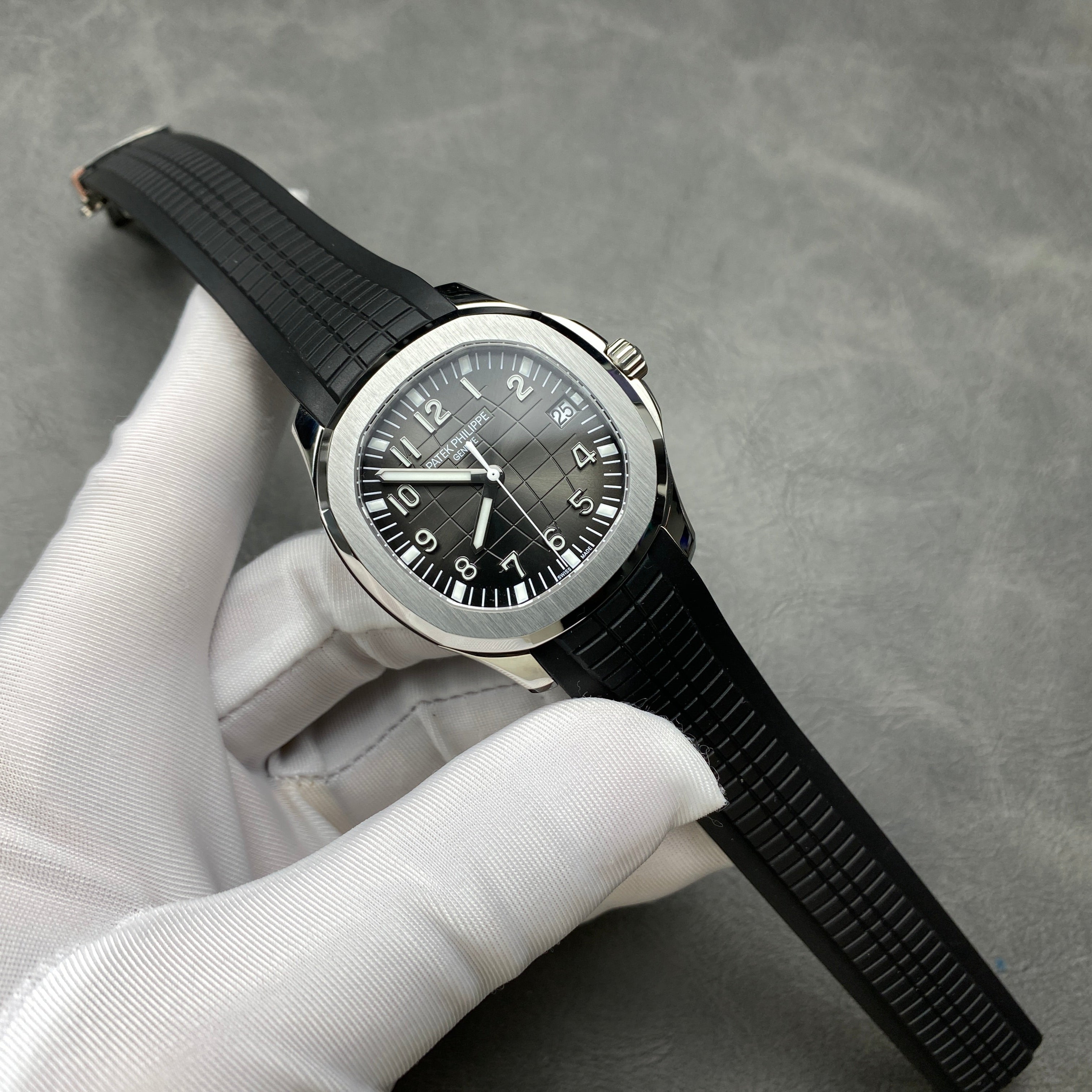 AQUANAUT STEEL CASE BLACK RUBBER STRAP
