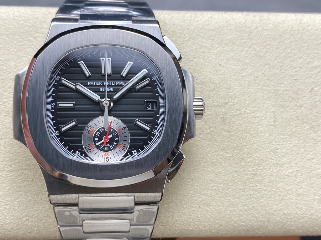 NAUTILUS ALL STEEL BLACK DIAL