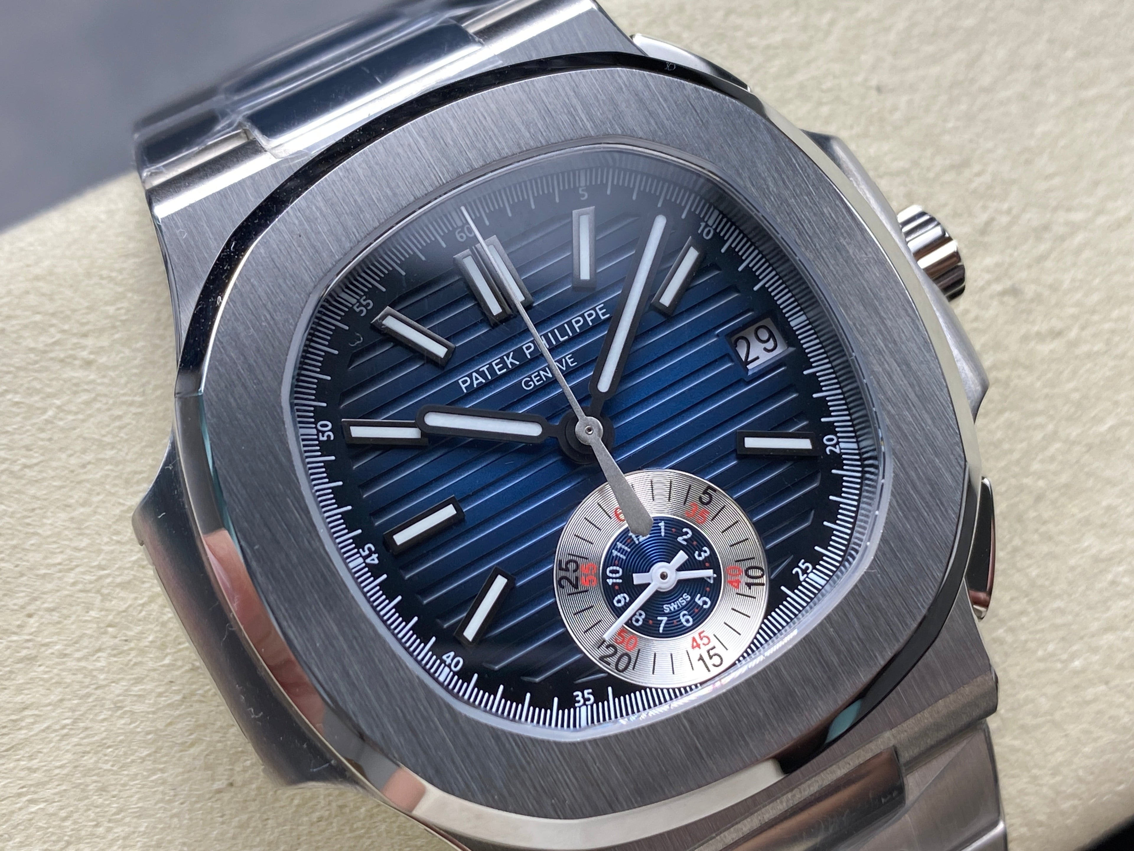 NAUTILUS ALL STEEL BLUE DIAL