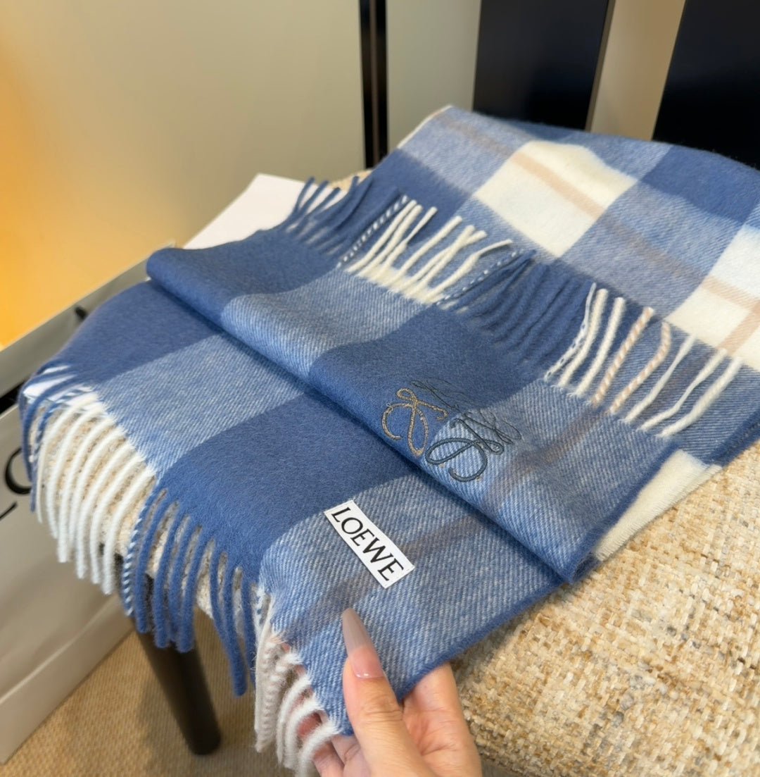LOEWE 26S SCARF 180 IN CASHMERE 185001