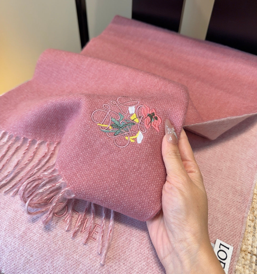 LOEWE 26S SCARF 180 IN CASHMERE 190151