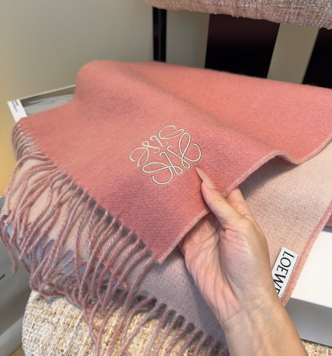 LOEWE 26S SCARF 180 IN CASHMERE WOOL 196362