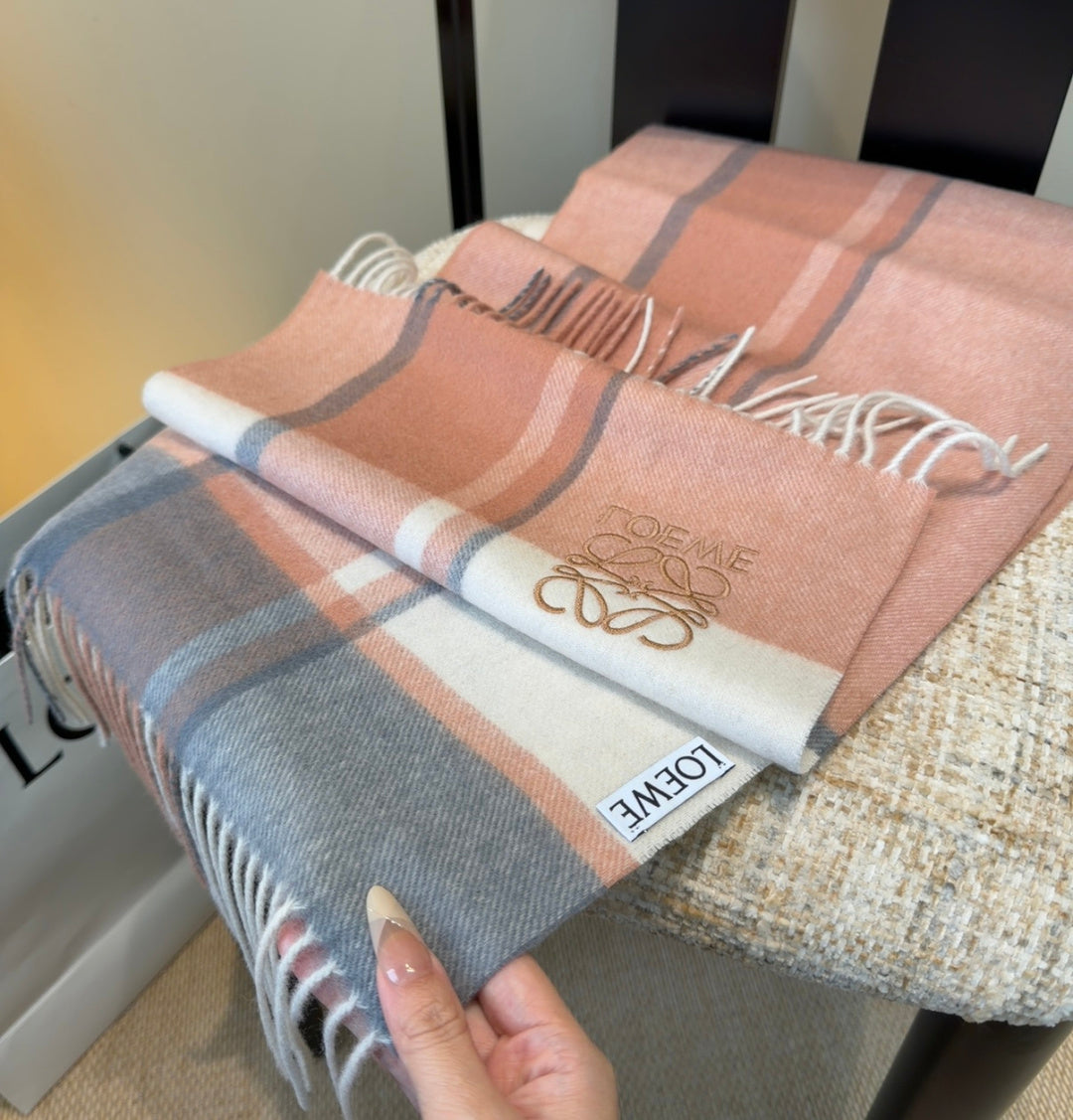 LOEWE 26S SCARF 180 IN CASHMERE WOOL 202470