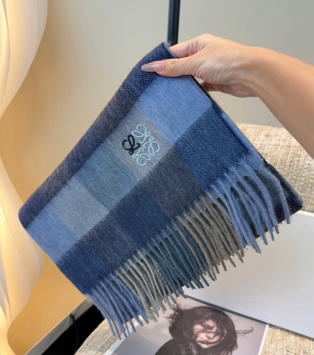 LOEWE 26S SCARF 180 IN CASHMERE WOOL 202472