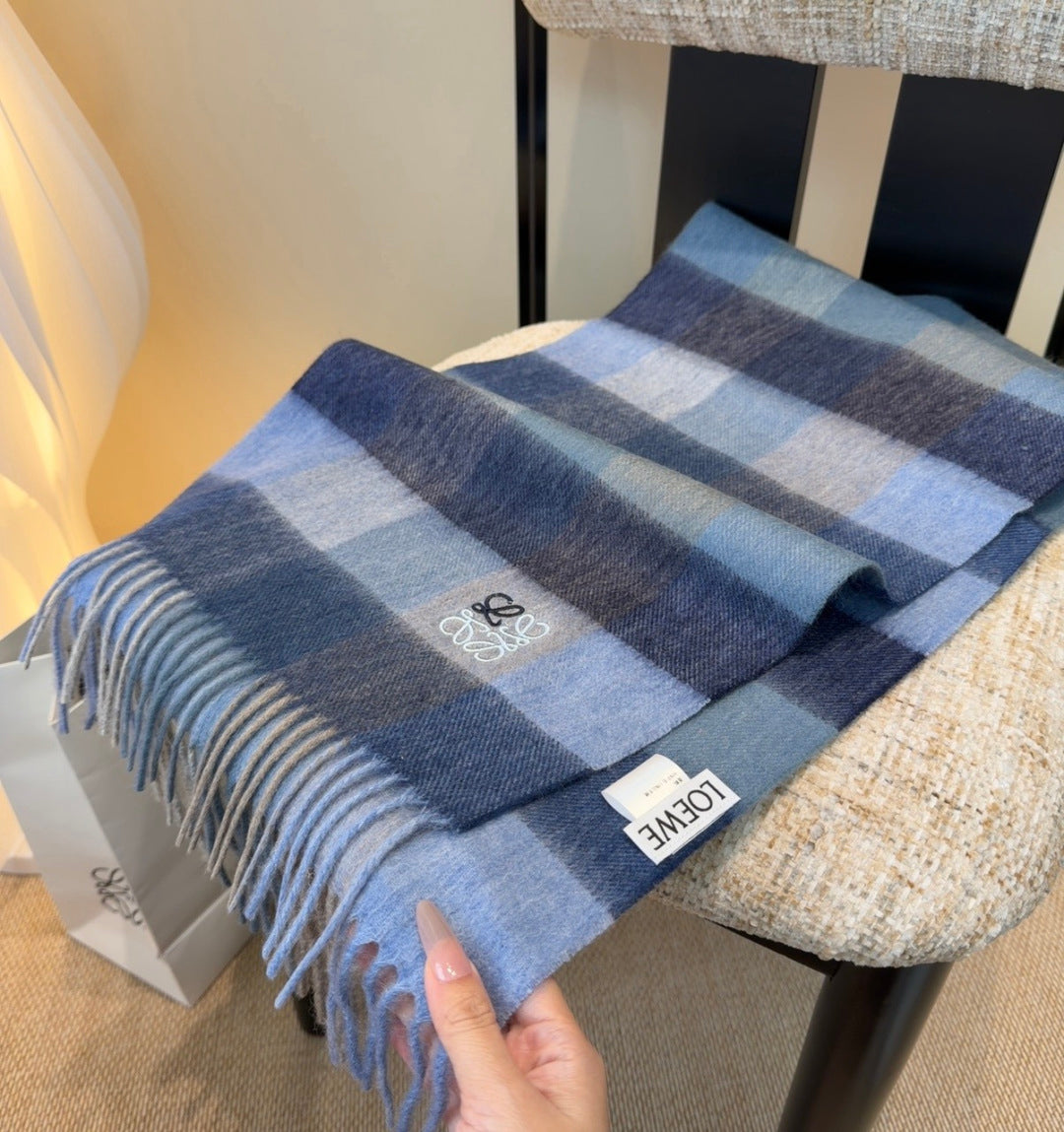 LOEWE 26S SCARF 180 IN CASHMERE WOOL 202472