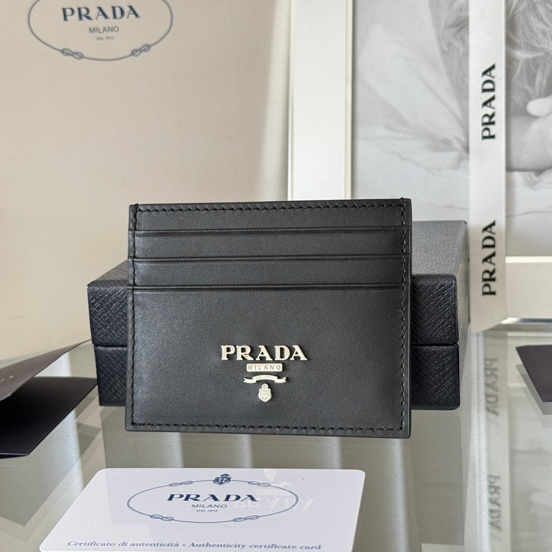 PRADA 26S CARD HOLDER 10 IN BLACK SAFFIANO