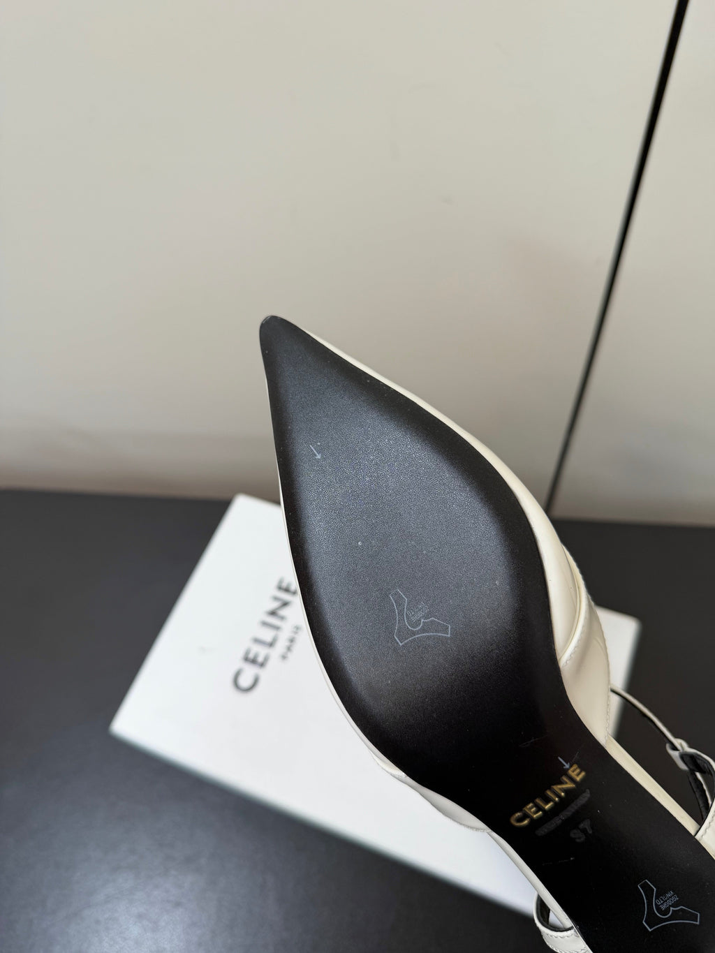 CELINE 26S TRIOMPHE T-STRAP SLINGBACK PUMPS IN WHITE PATENT CALFSKIN