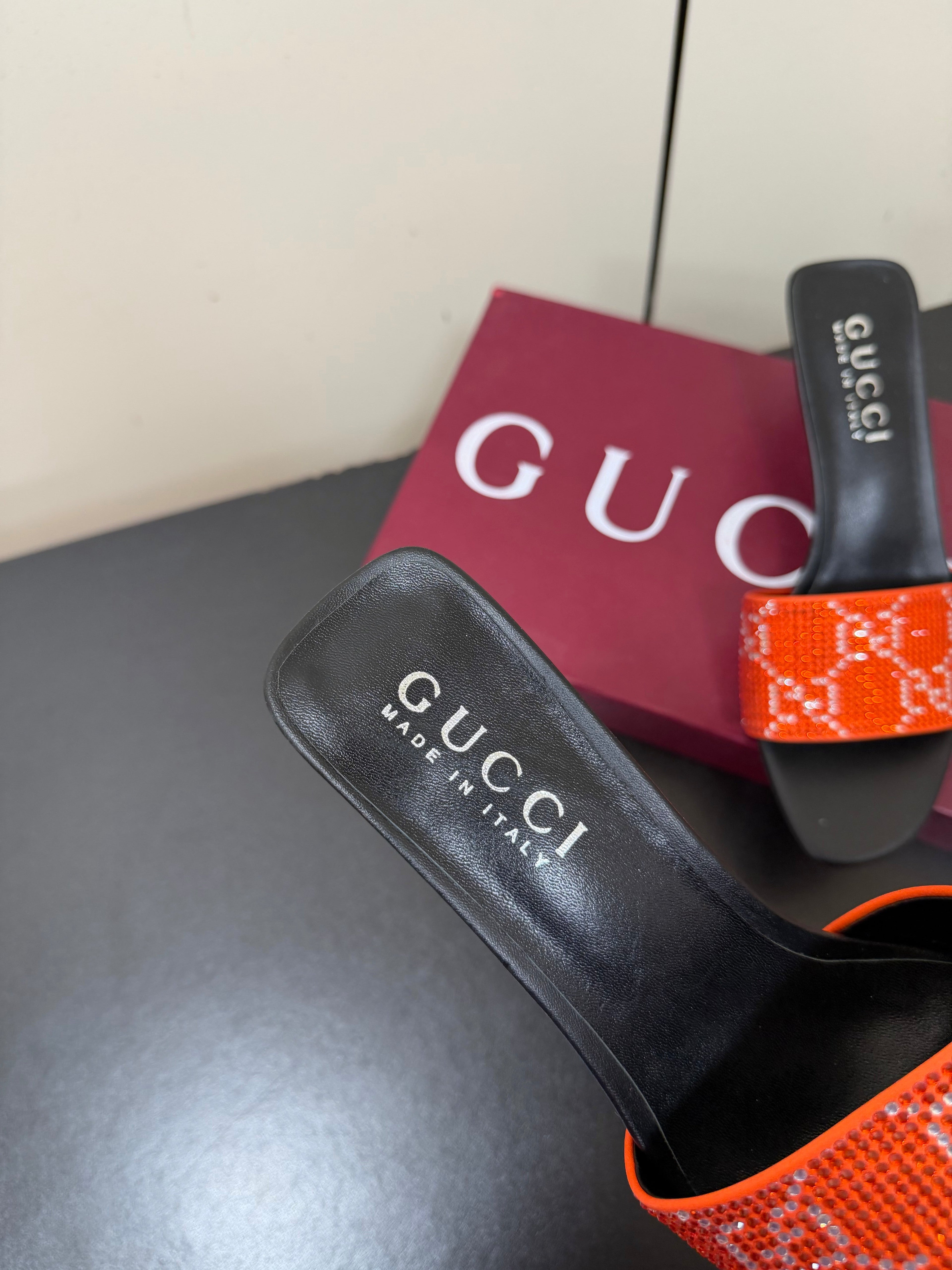 GUCCI 26S MULE SANDALS 55MM IN ORANGE SATIN CRYSTAL GG