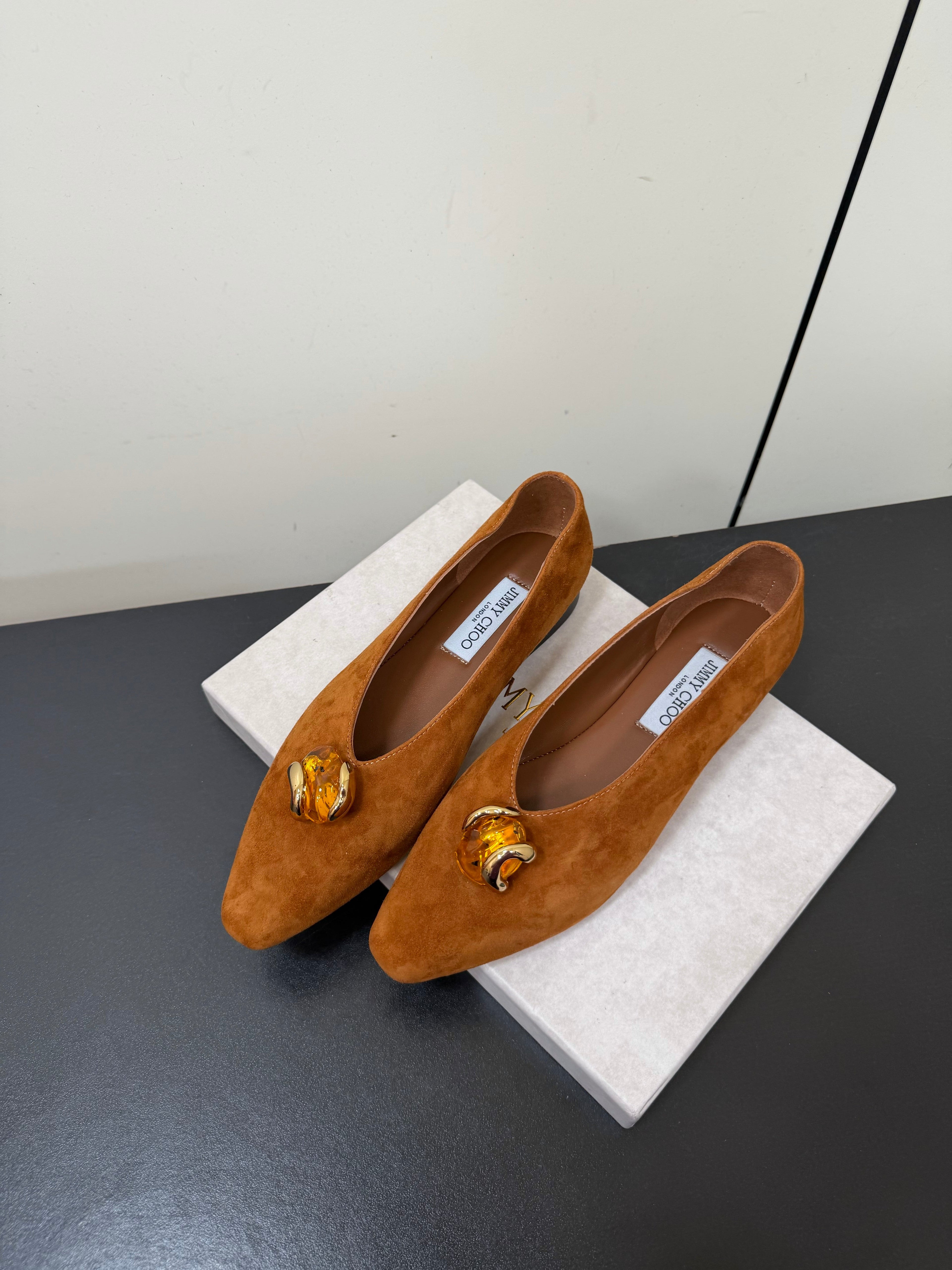 JIMMY CHOO 26S BALLET FLATS IN BROWN SUEDE