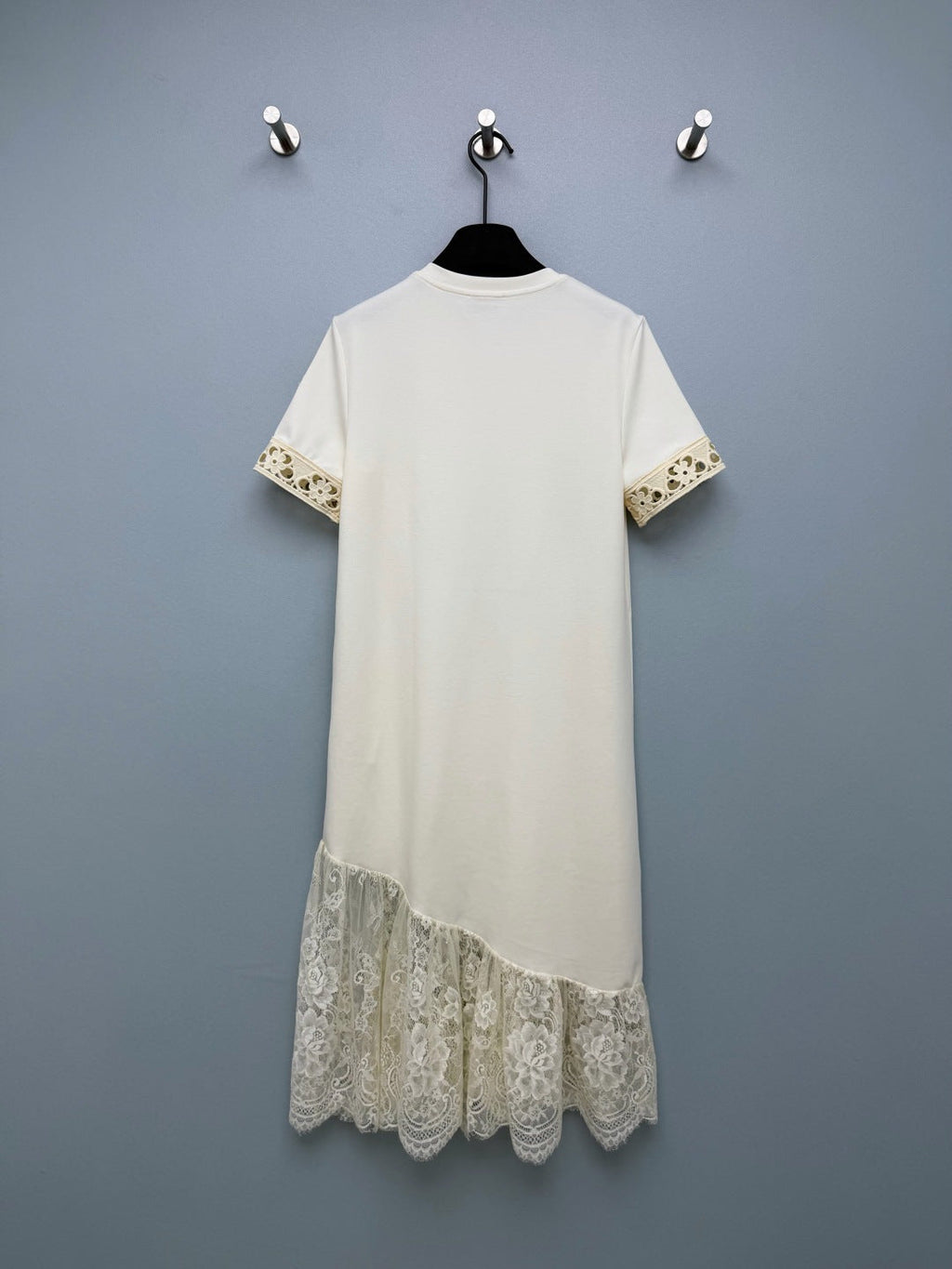 MONCLER 26S LACE-TRIM T-SHIRT DRESS 704