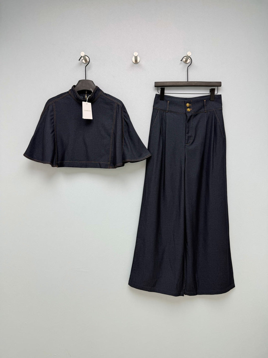 ZIMMERMANN 26S TOP AND WIDE-LEG PANTS SET STYLE 67