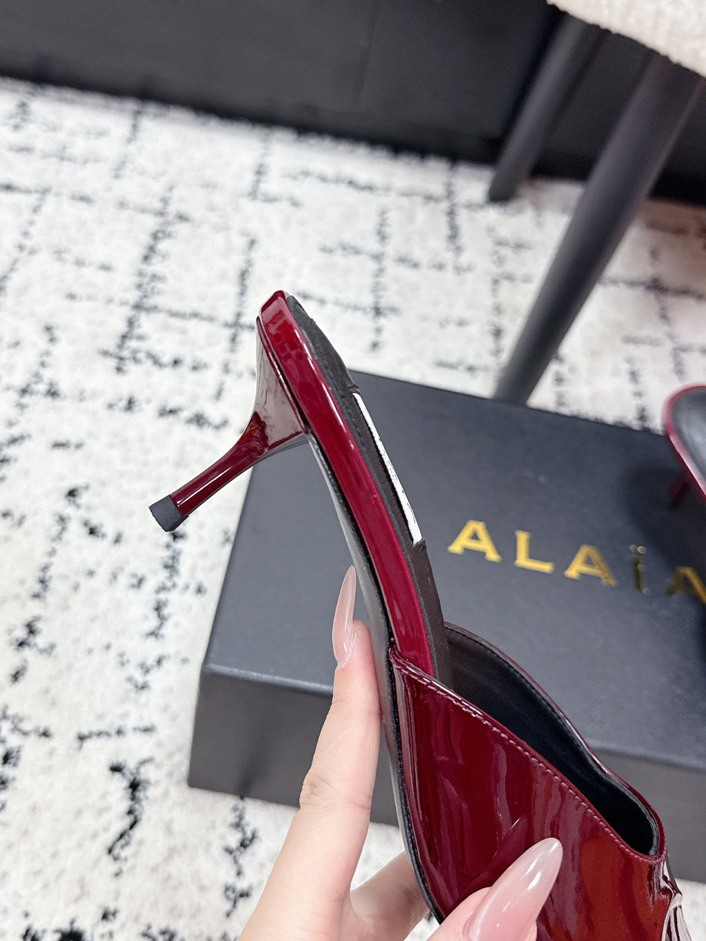 ALAIA 26S HEELED MULES 65 MM IN DARK RED GLOSSY CALFSKIN
