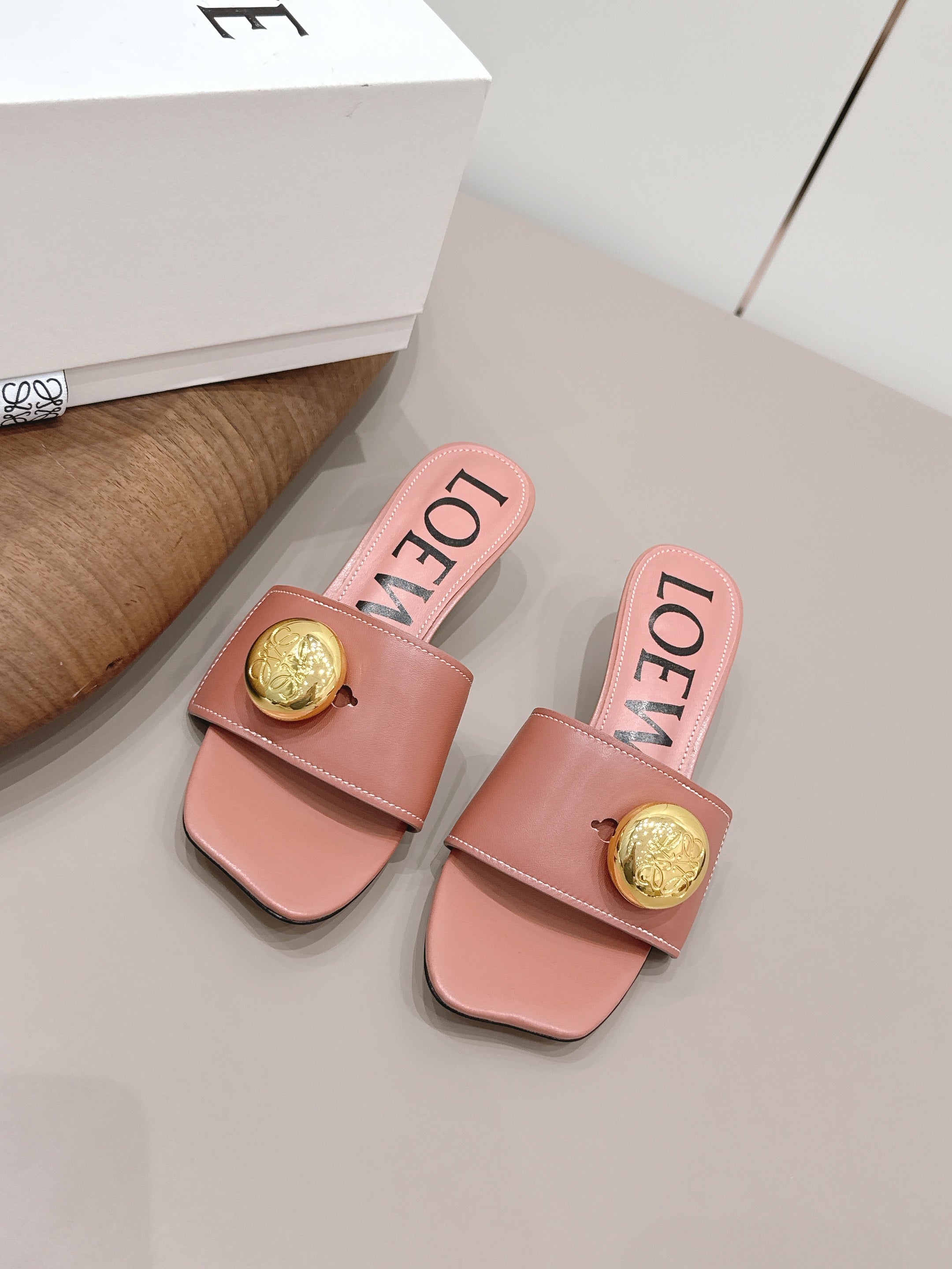 LOEWE 26S SQUARE TOE SANDALS 45MM IN PINK CALFSKIN GOLD HARDWARE