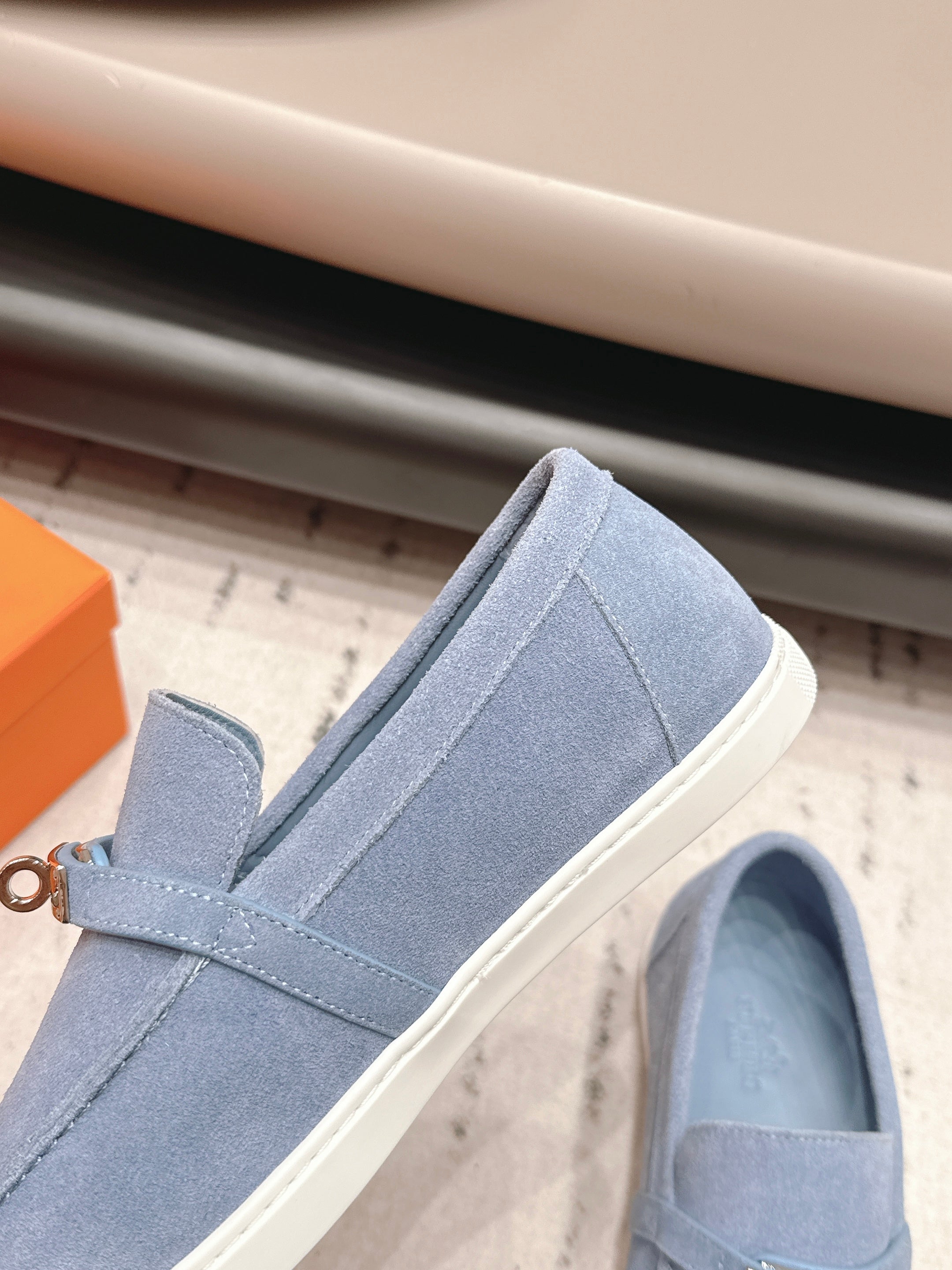 HM 26S KELLY PARIS LOAFERS IN LIGHT BLUE SUEDE SILVER HARDWARE