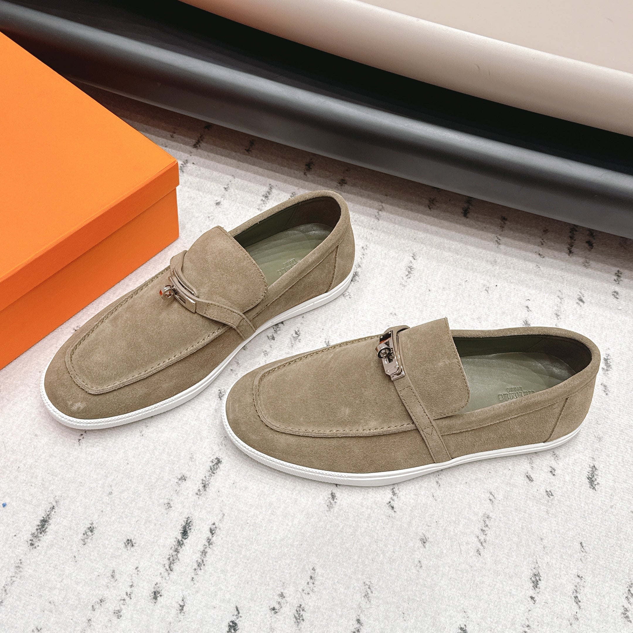 HM 26S KELLY PARIS LOAFERS IN OLIVE BROWN SUEDE SILVER HARDWARE
