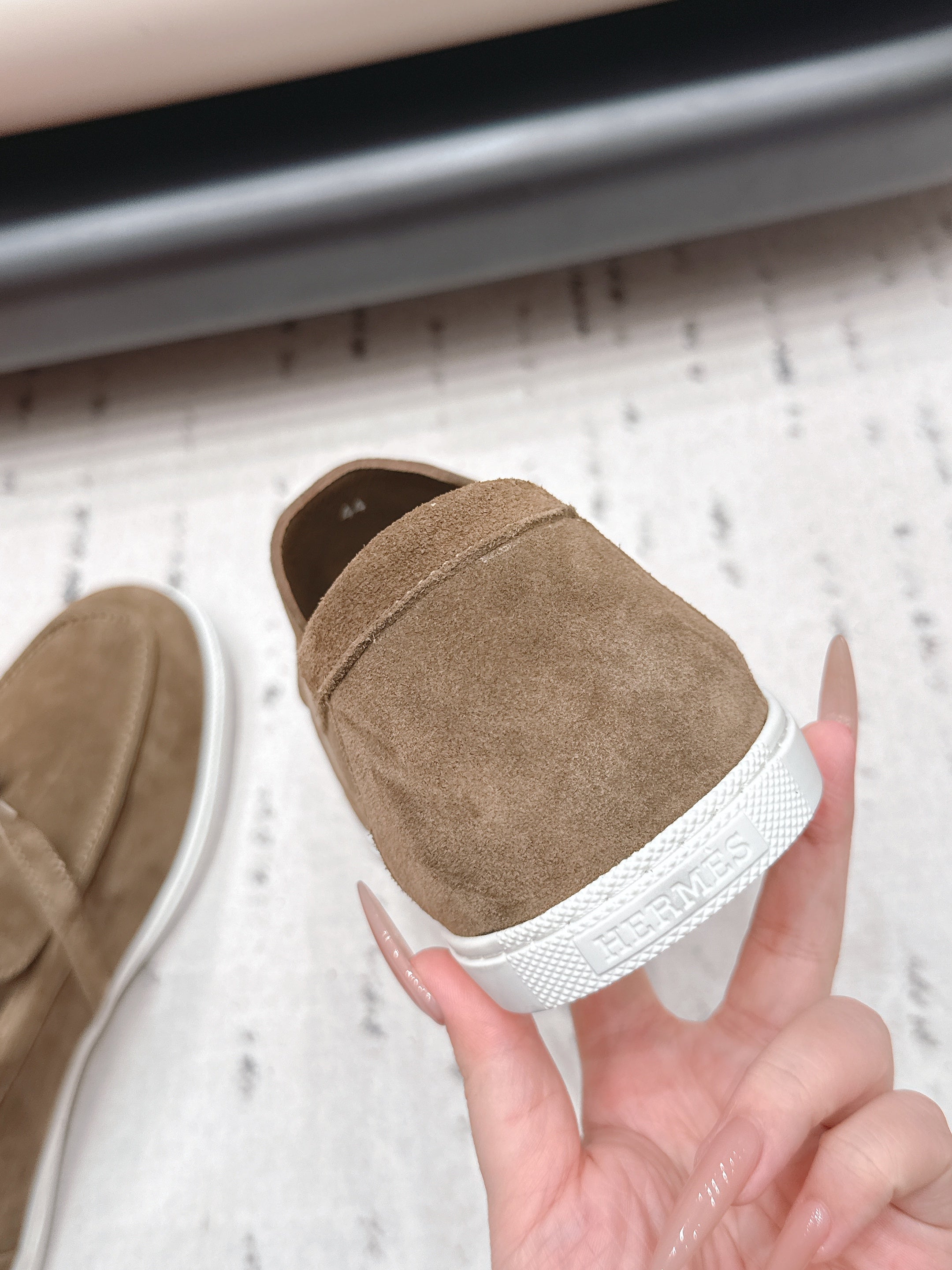 HM 26S KELLY PARIS LOAFERS IN BROWN SUEDE SILVER HARDWARE